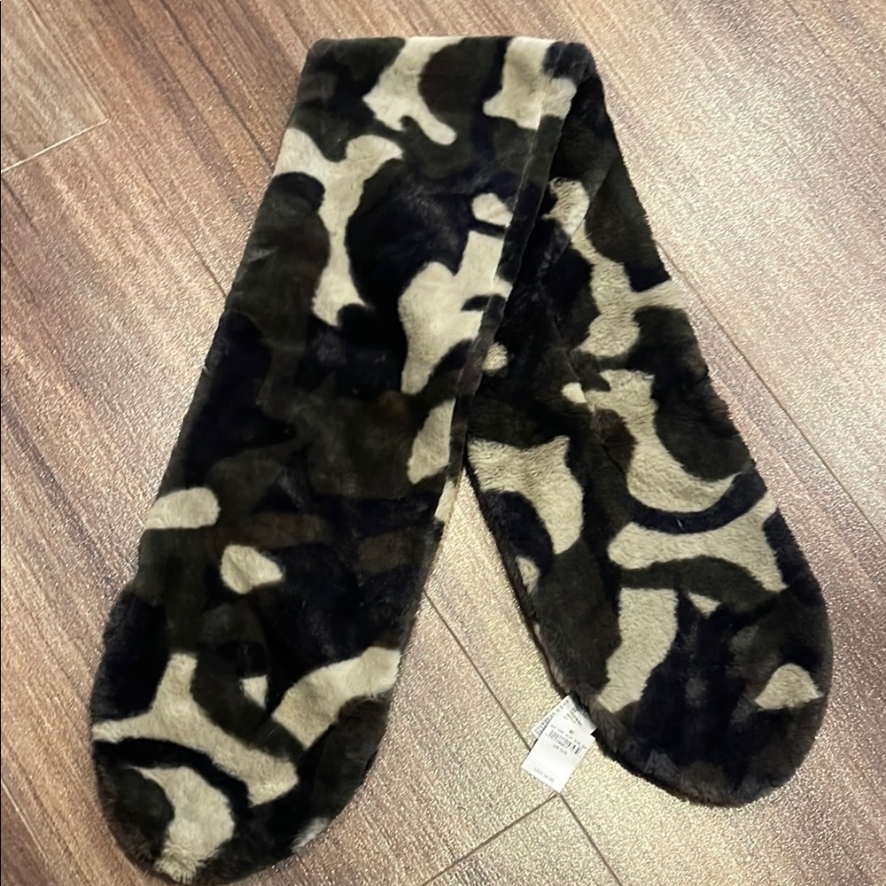 NWT American Eagle Camouflage Scarf